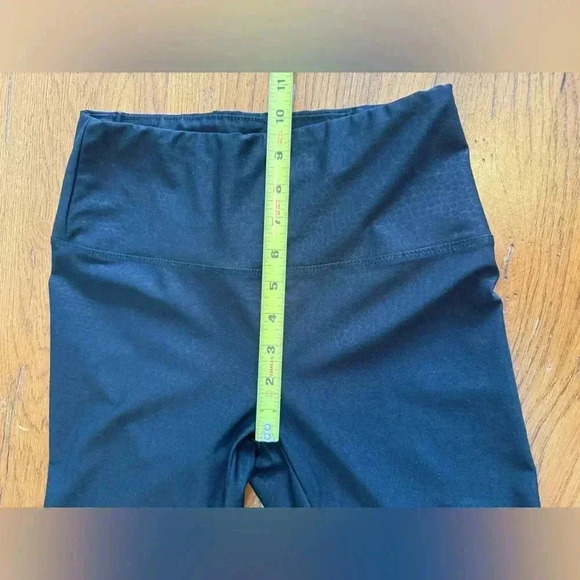 Women’s black leopard print leggings by Wild Fable size XS - Picture 10 of 14